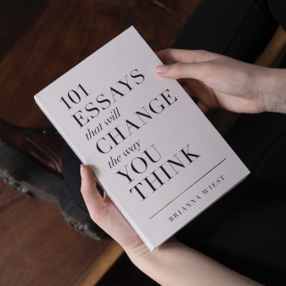 Photo of a book cover named: Two ways of Thinking